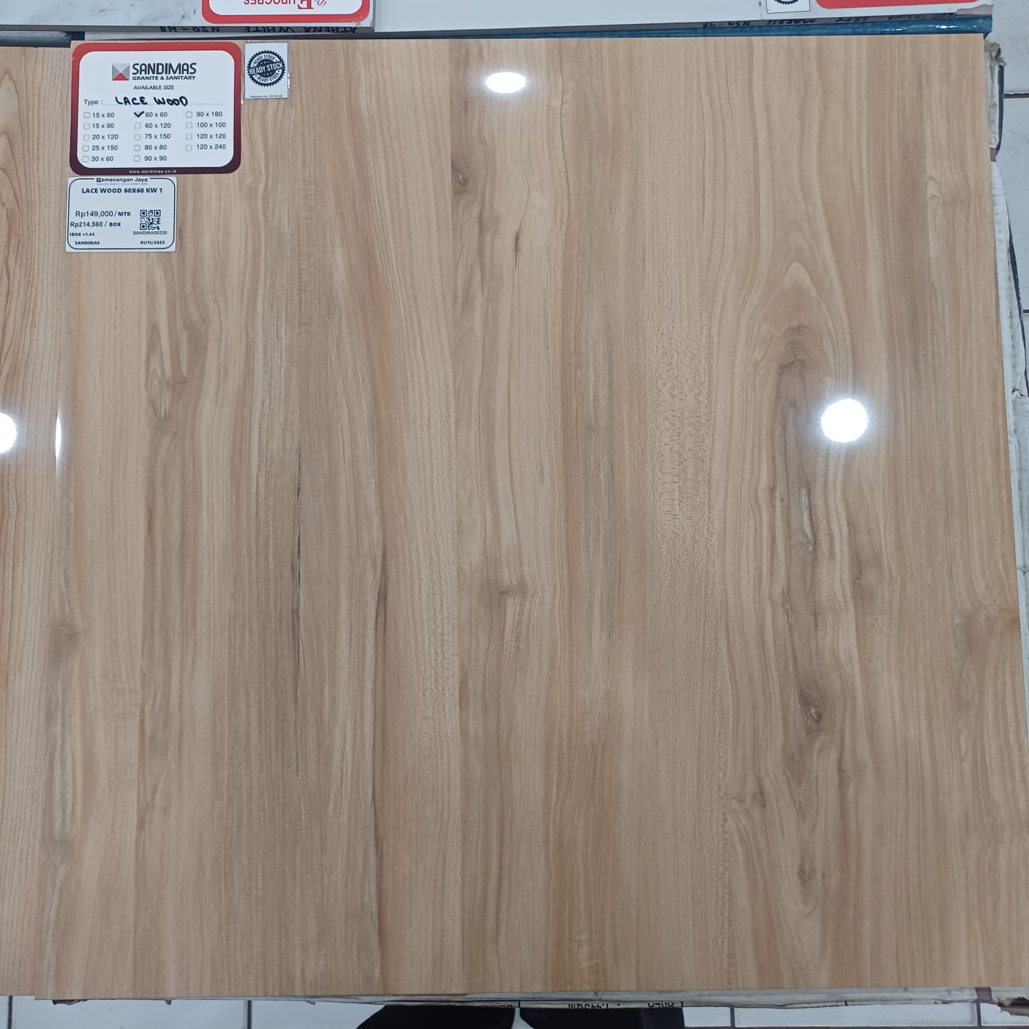 SANDIMAS LACE WOOD POLISH 60x60